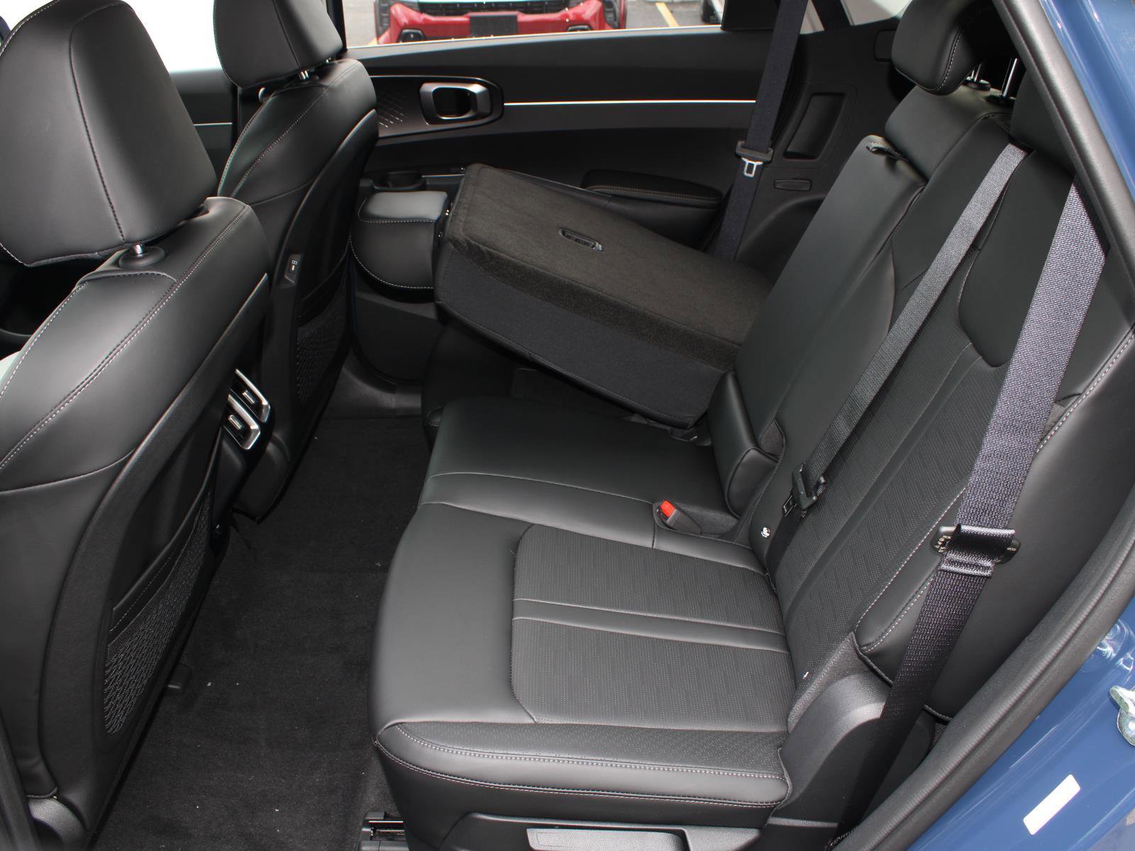 New 2026 Kia Sorento S image 17