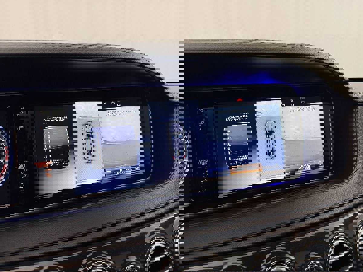 Used 2017 Mercedes-Benz S 550 4MATIC Sedan image 24