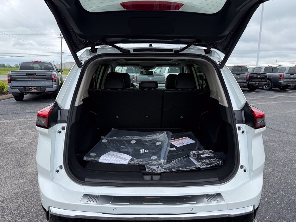 New 2026 Nissan Rogue Platinum AWD/4WD image 35