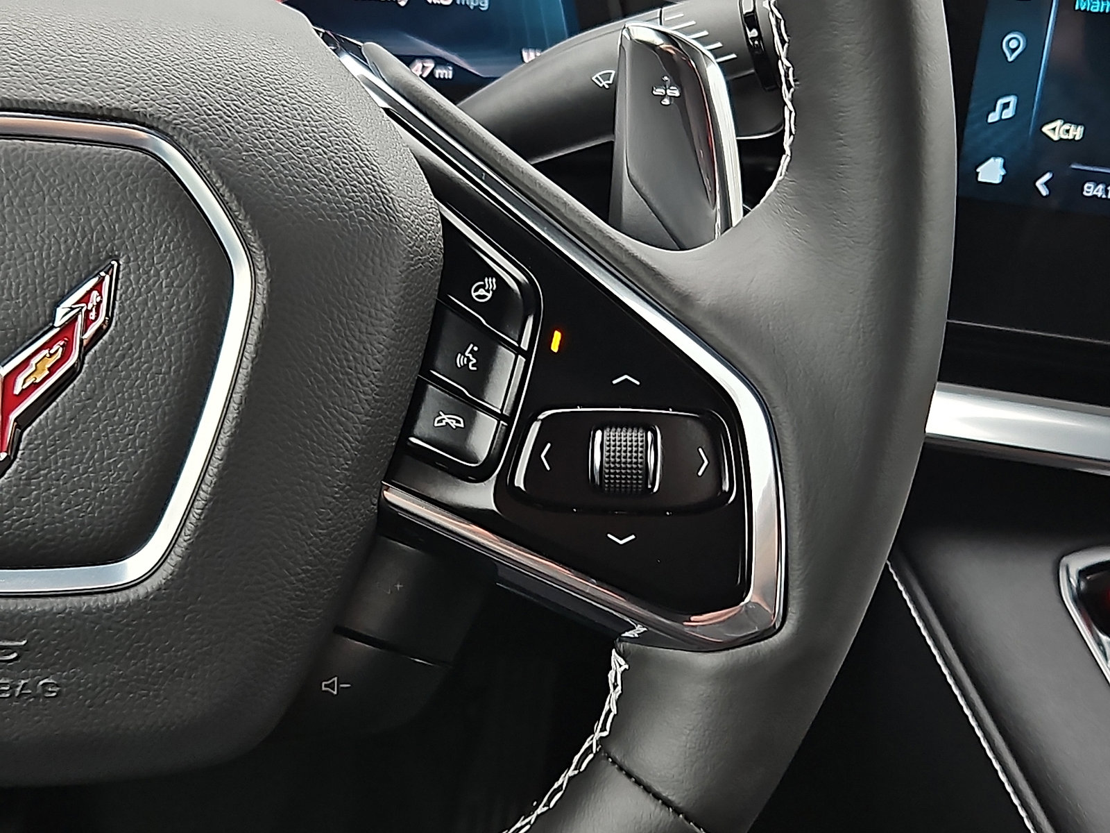 Used 2024 Chevrolet Corvette Stingray Preferred Cpe w/ Z51 Performance Package image 22