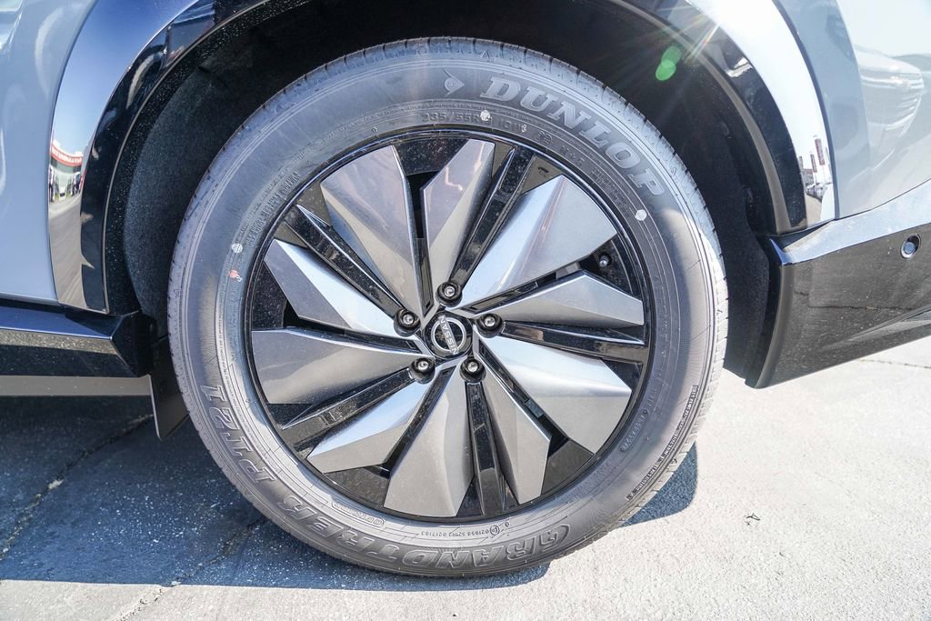 New 2025 Nissan Ariya Platinum AWD/4WD image 12