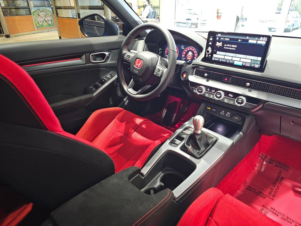 Used 2025 Honda Civic Type R image 10