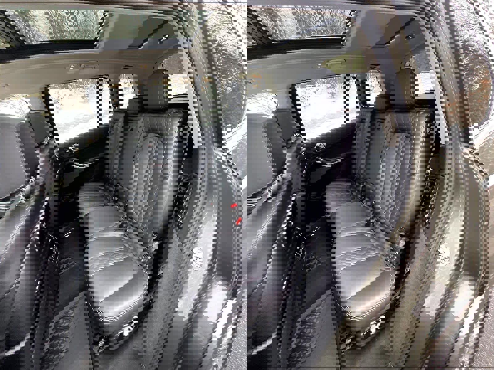 Used 2024 BMW X7 xDrive40i w/ Executive Package image 15