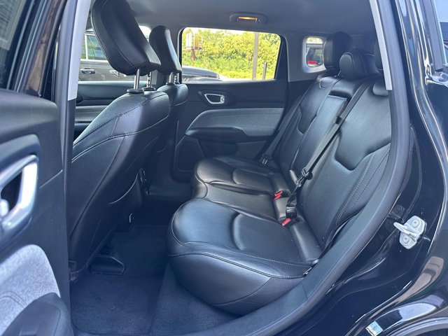 Used 2022 Jeep Compass Latitude AWD/4WD image 12