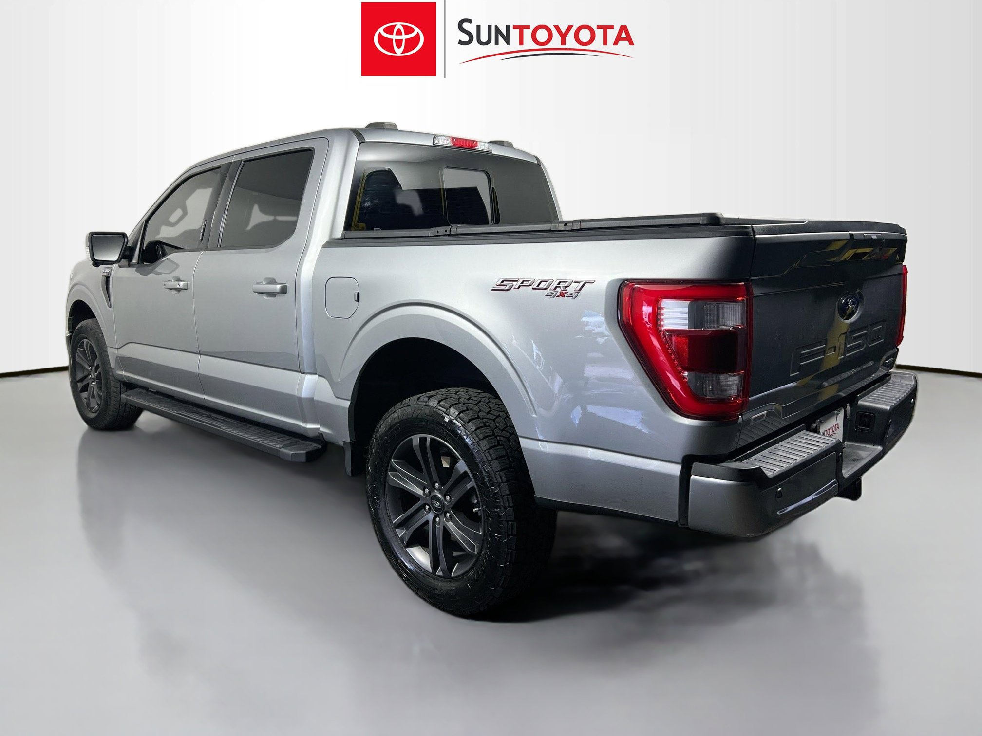 Used 2023 Ford F150 Lariat w/ Equipment Group 502A High image 5