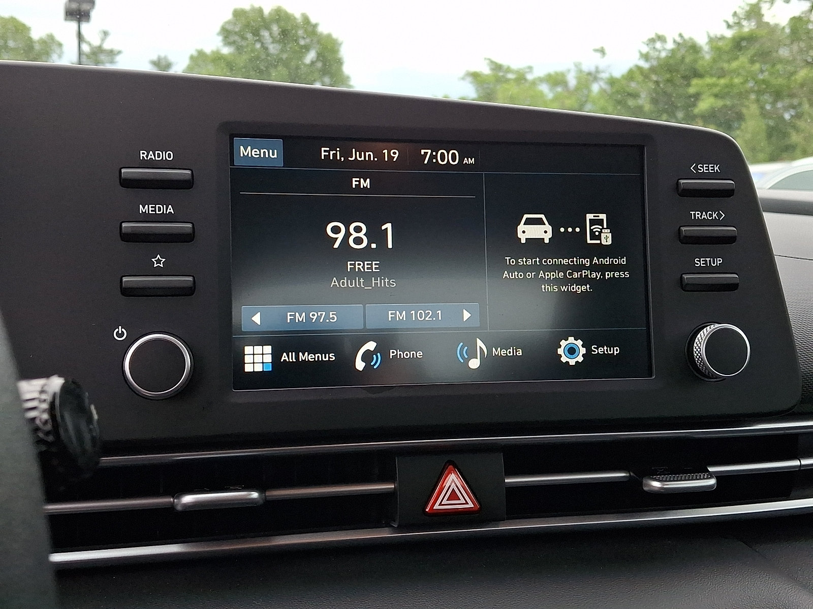 Used 2026 Hyundai Elantra SE FWD image 19
