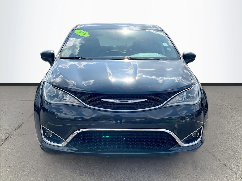 Certified 2020 Chrysler Pacifica Touring image 2
