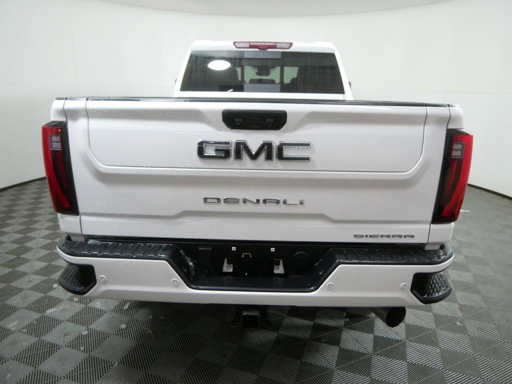 Used 2024 GMC Sierra 3500 Denali Ultimate image 4