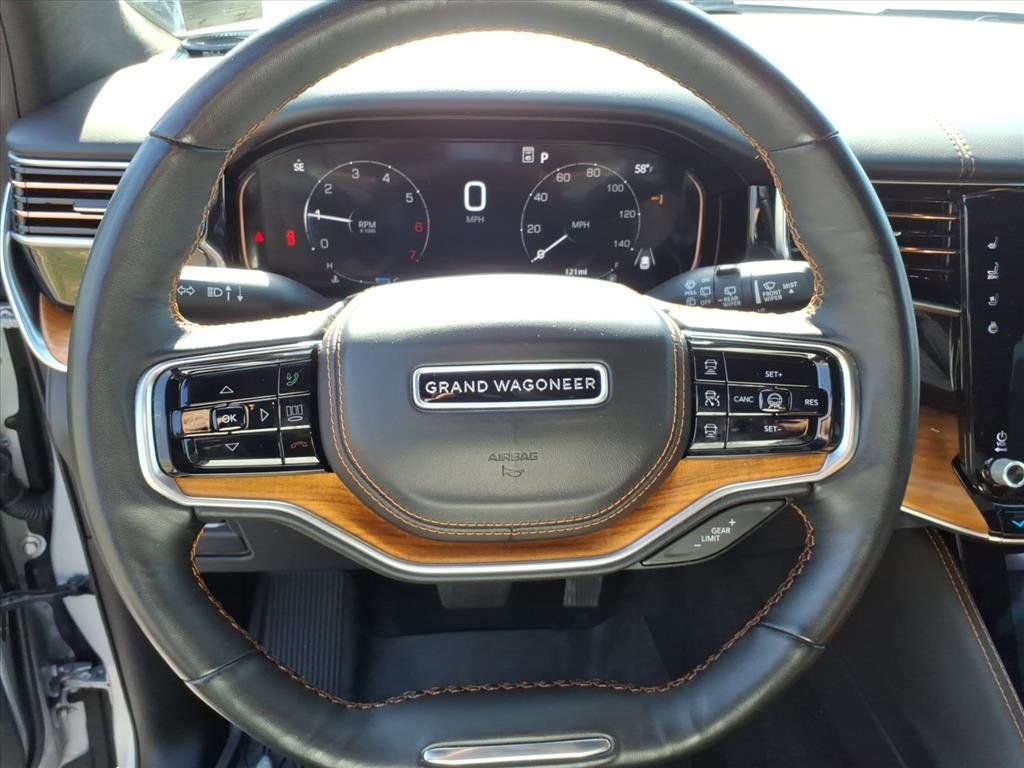 Used 2024 Jeep Grand Wagoneer L Series III image 28