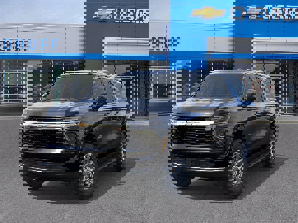 New 2026 Chevrolet Suburban LS image 6
