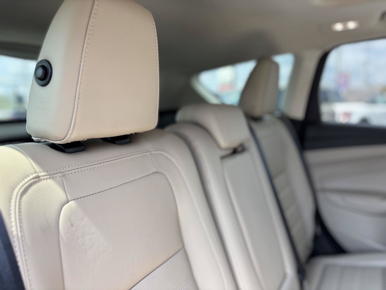 Used 2019 Ford Escape Titanium AWD/4WD image 18