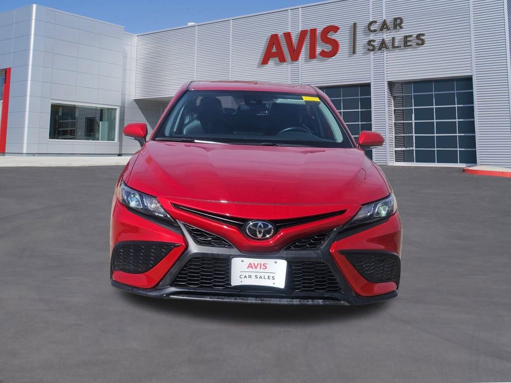 Used 2024 Toyota Camry SE image 10