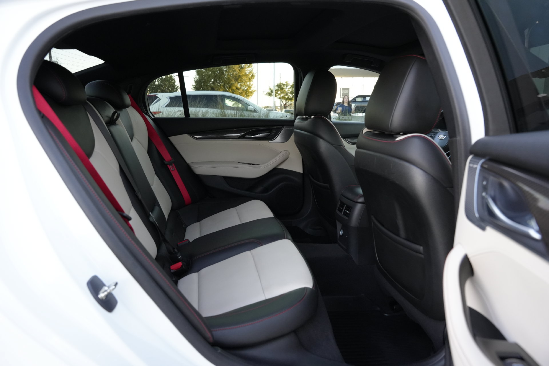 Certified 2025 Cadillac XT4 Sport FWD image 20