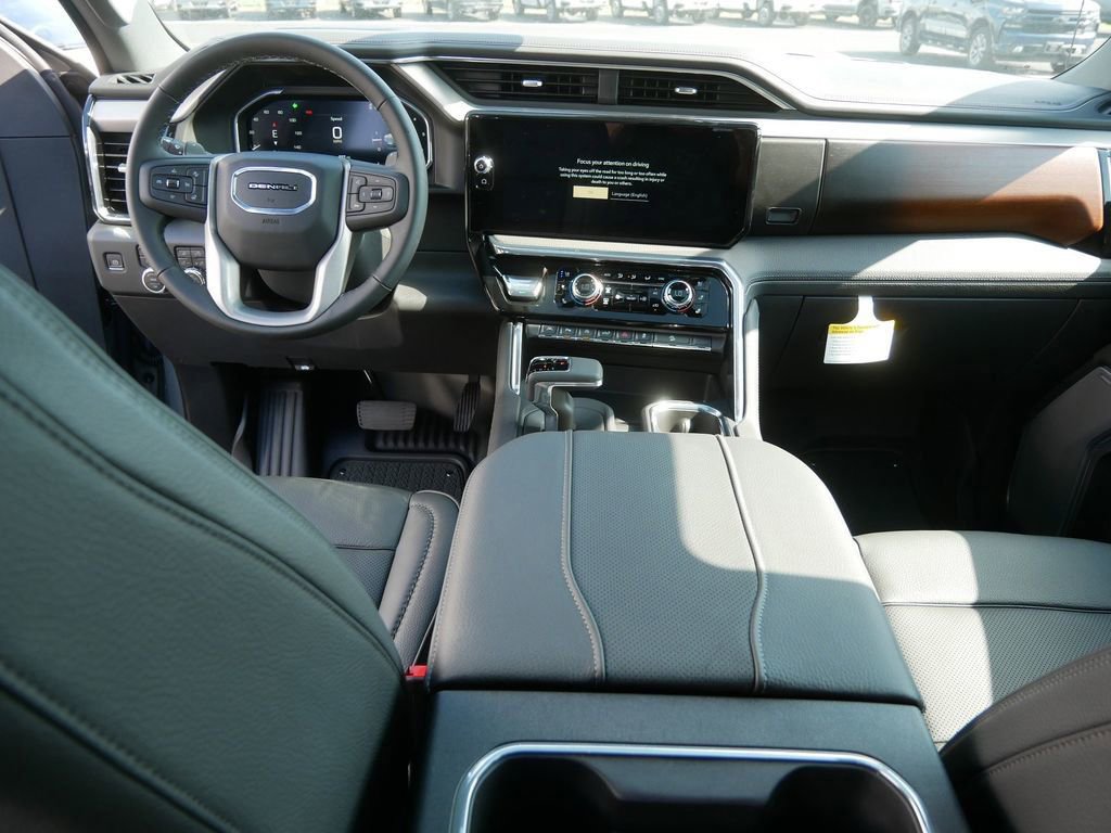 New 2026 GMC Sierra 1500 Denali w/ Denali Reserve Package AWD/4WD image 7