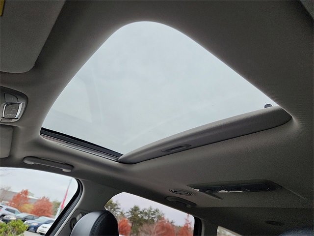 Used 2022 Kia Telluride S image 16