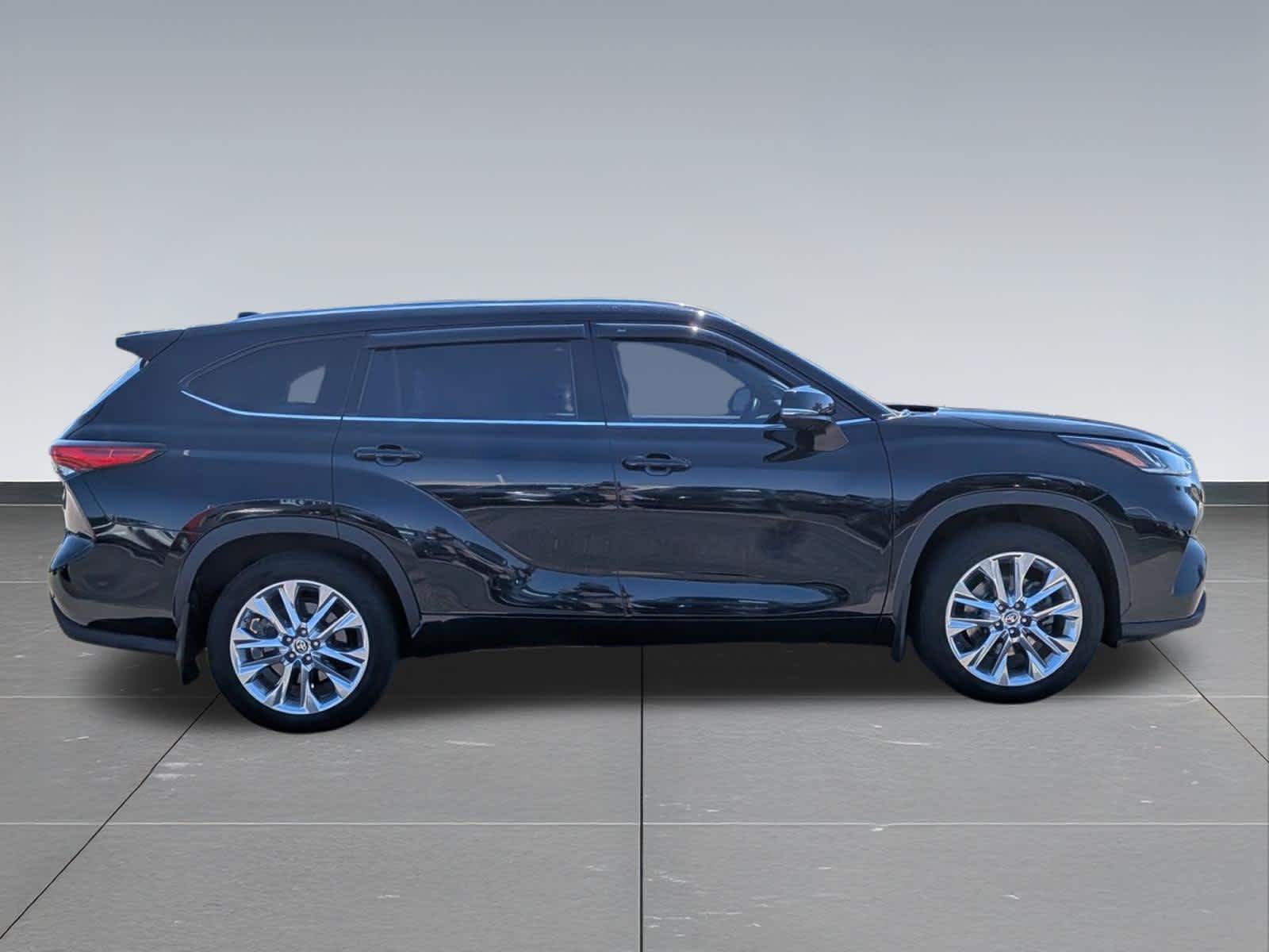 Used 2020 Toyota Highlander Limited AWD/4WD image 6