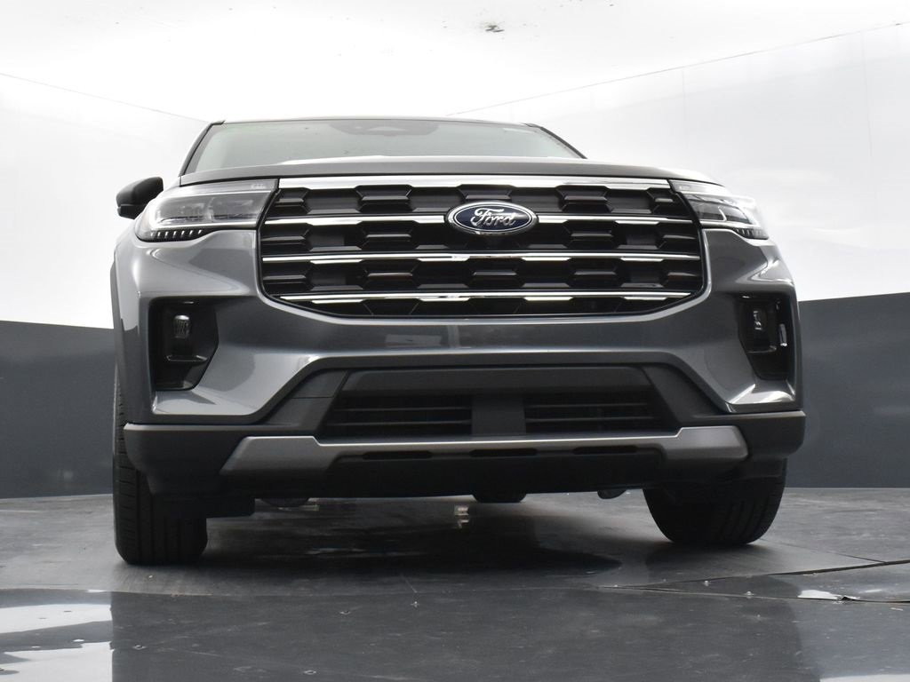 New 2025 Ford Explorer Active w/ Active Comfort Package image 30