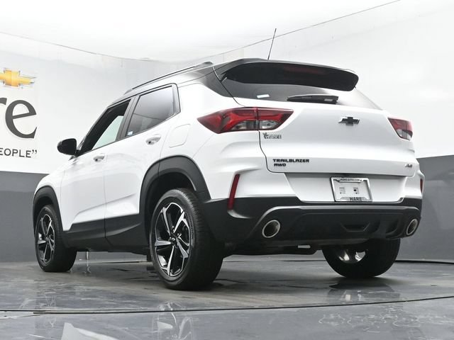 Used 2023 Chevrolet TrailBlazer RS w/ Sun and Liftgate Package AWD/4WD image 5