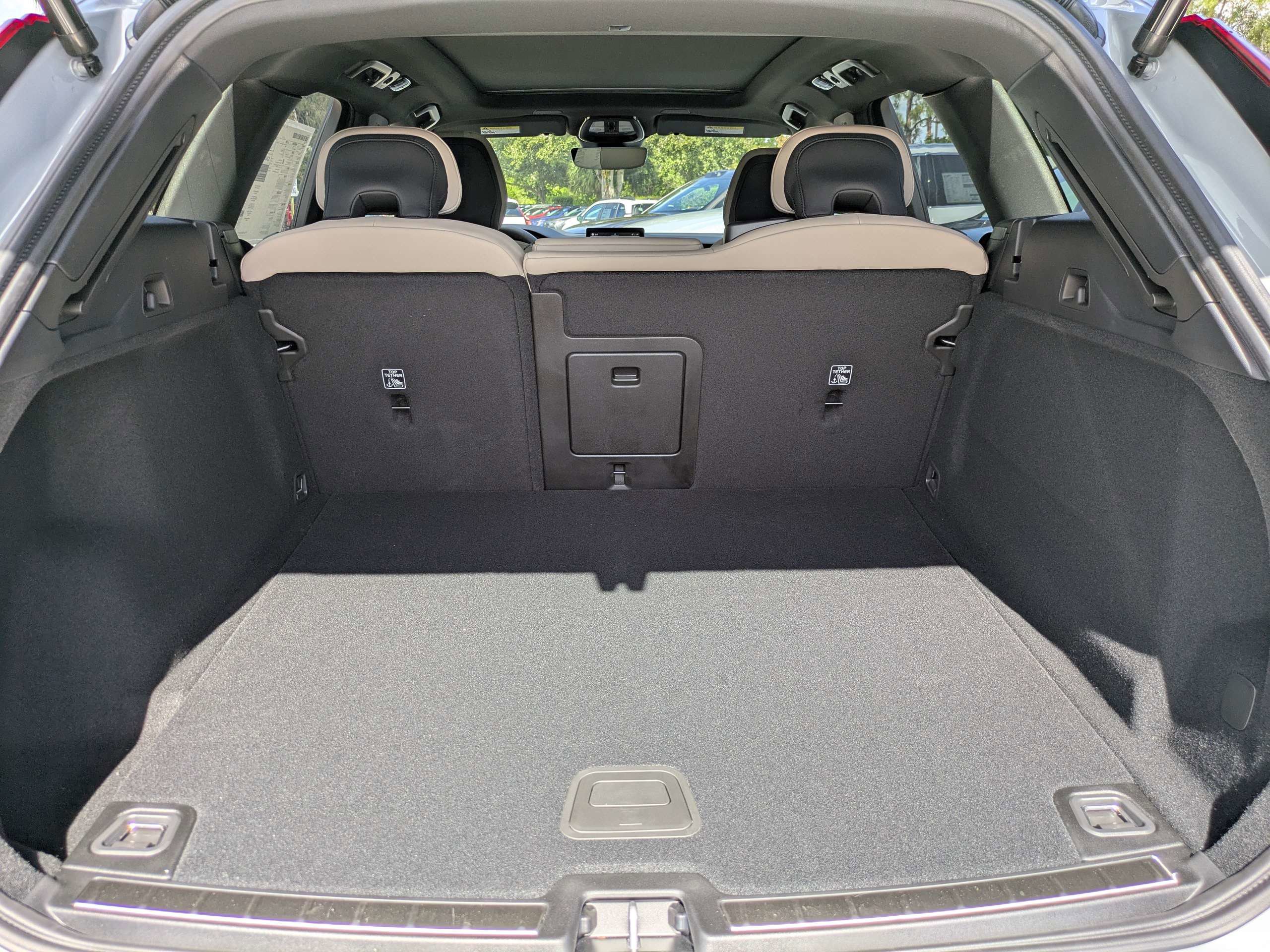 New 2026 Volvo XC60 B5 Plus w/ Protection Package Premier image 13