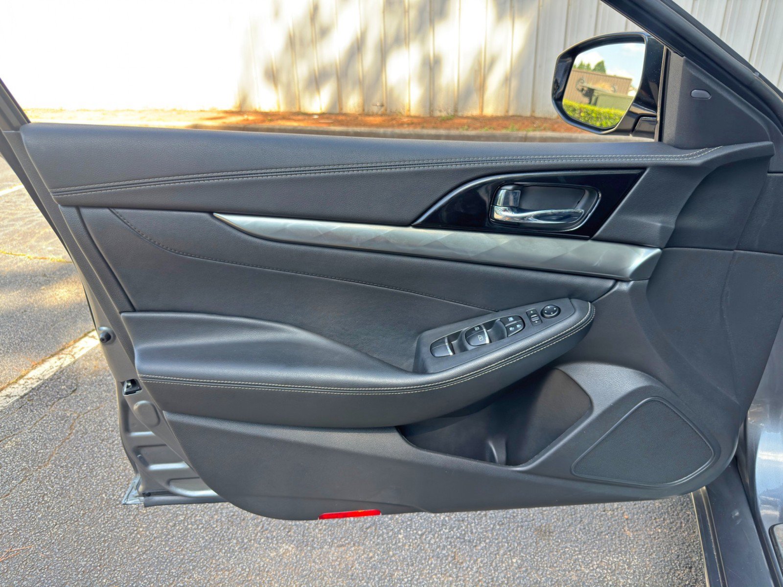 Used 2021 Nissan Maxima 3.5 SV w/ Floor Mat Group FWD image 38