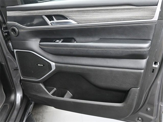 Used 2024 Jeep Wagoneer L Series II w/ Flexible Seating Group image 22