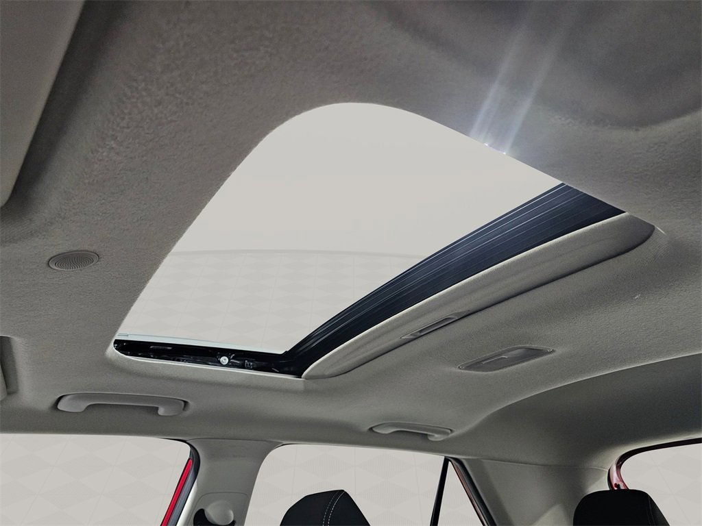 Used 2022 Hyundai Venue SEL image 22