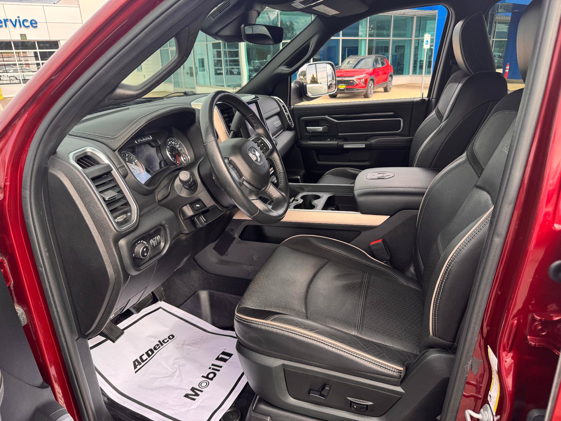 Used 2019 RAM 2500 Laramie AWD/4WD image 10