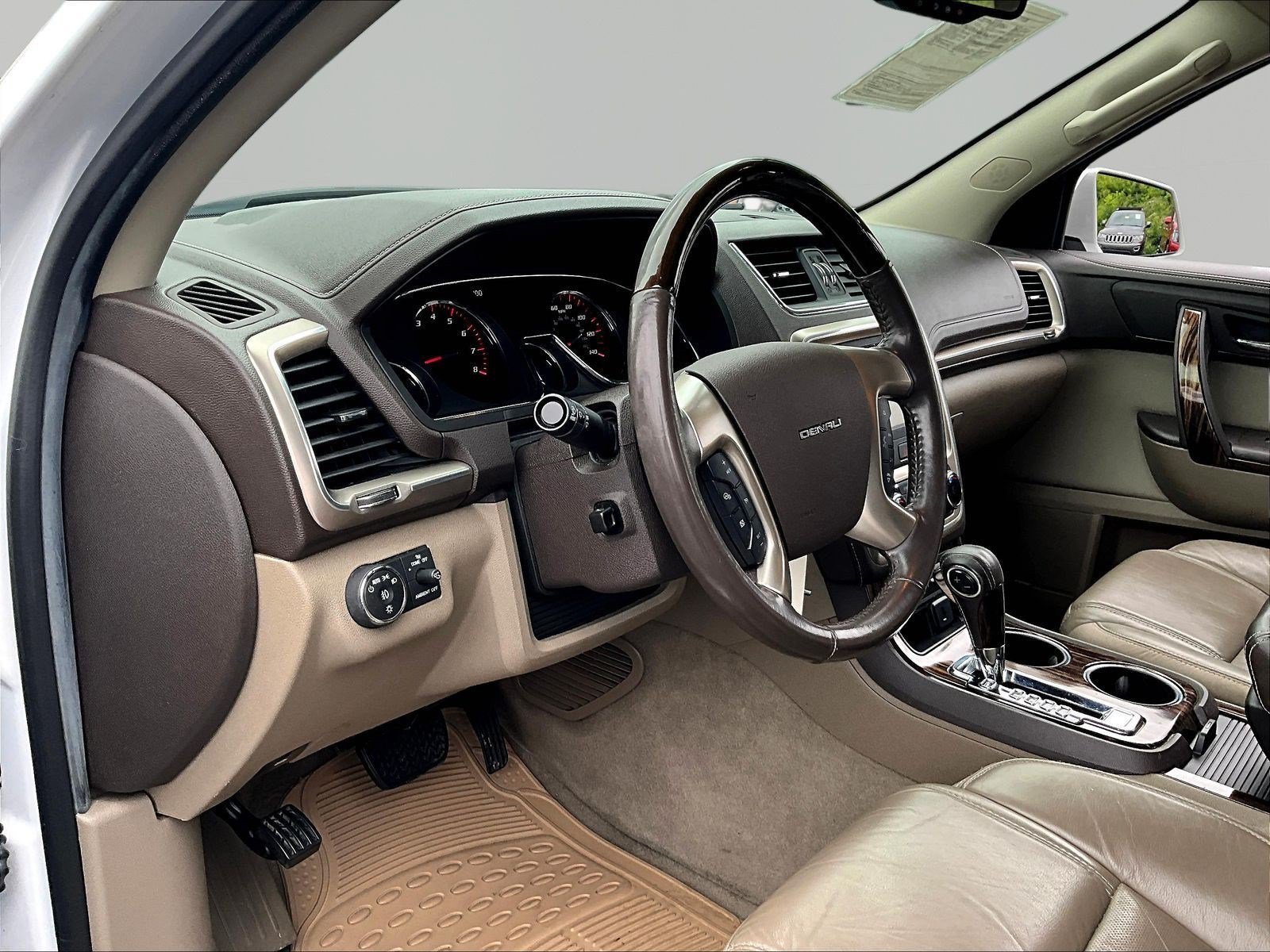 Used 2016 GMC Acadia Denali AWD/4WD image 17