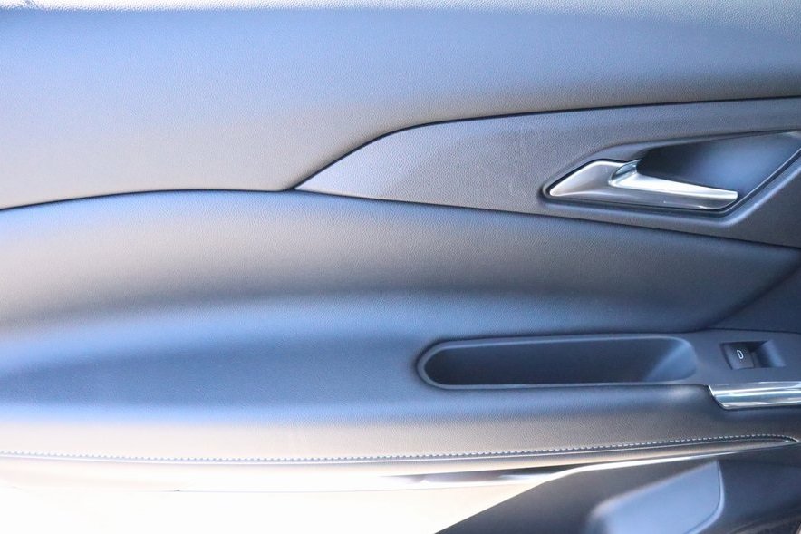 New 2026 Chevrolet Traverse LT w/ Driver Confidence Package image 23