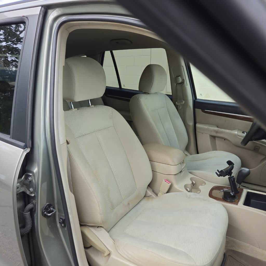 Used 2007 Hyundai Santa Fe GLS FWD image 9