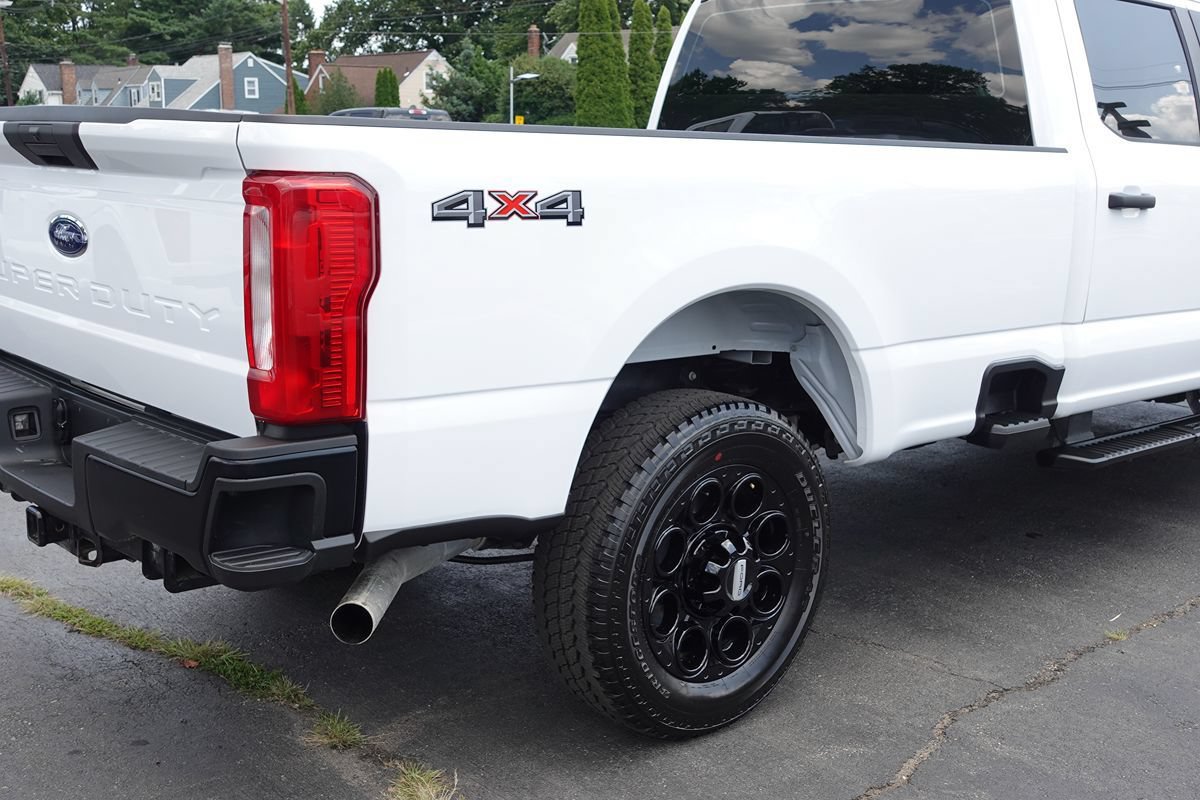Used 2024 Ford F350 XL w/ XL Off-Road Package AWD/4WD image 10
