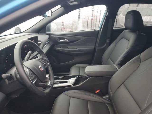 Used 2025 Buick Envista Sport Touring w/ Convenience II Package image 17