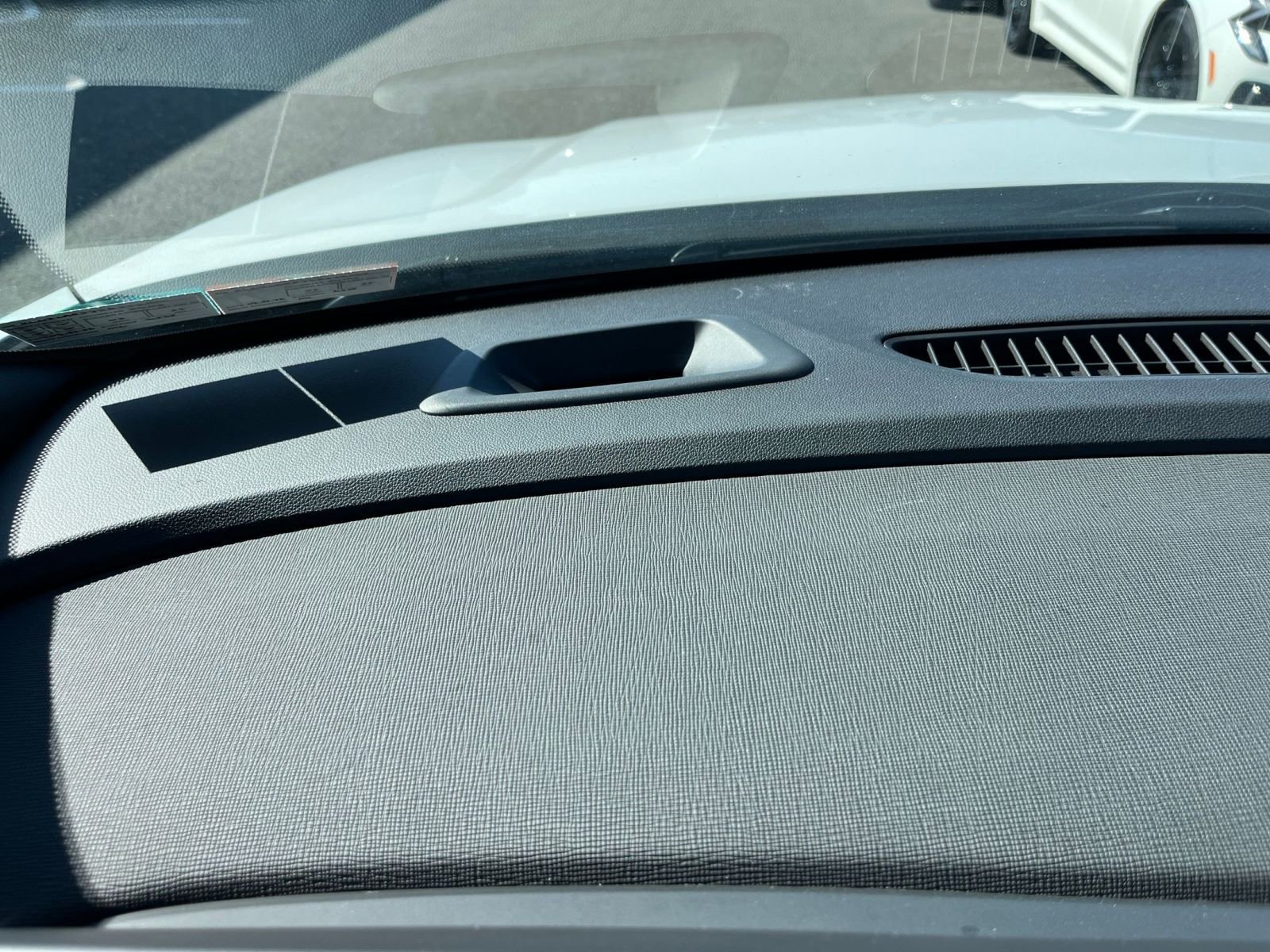 Used 2025 Buick Envista Preferred image 34