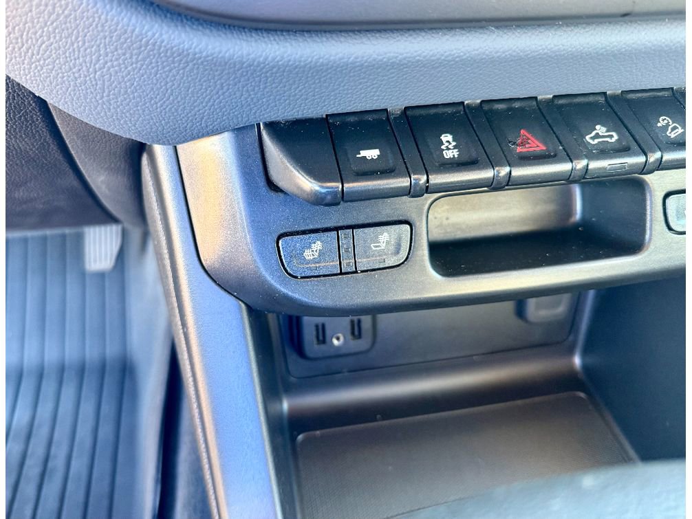 Used 2021 Chevrolet Colorado Z71 AWD/4WD image 22