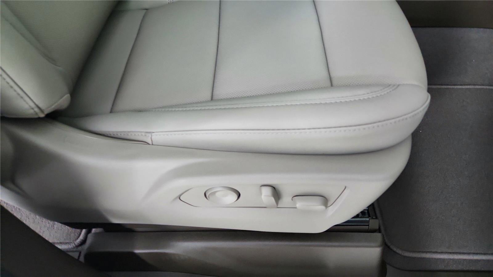 New 2026 GMC Sierra 1500 SLT w/ SLT Premium Plus Package image 42