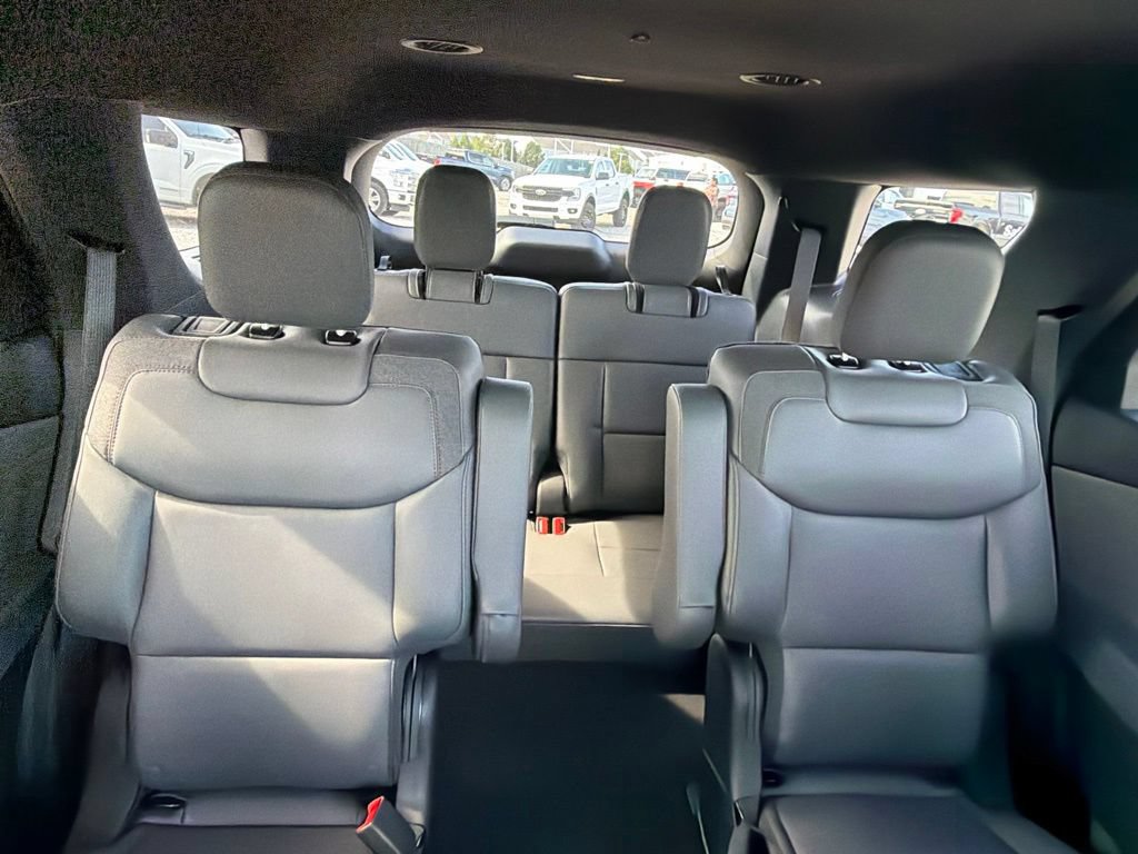 New 2027 Ford Explorer Active w/ Active Comfort Package AWD/4WD image 43