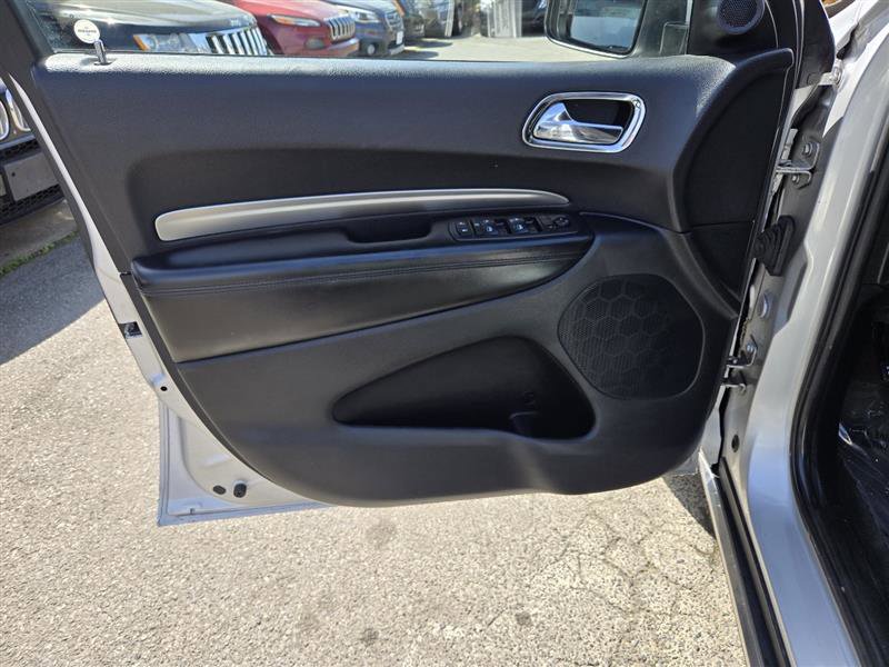 Used 2013 Dodge Durango SXT image 36