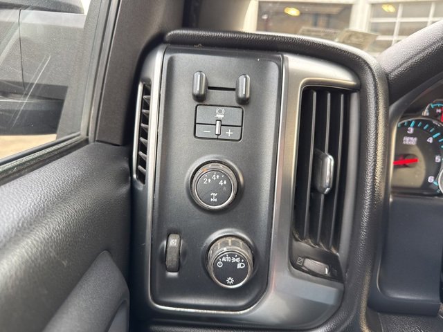 Used 2015 Chevrolet Silverado 2500 LT image 22