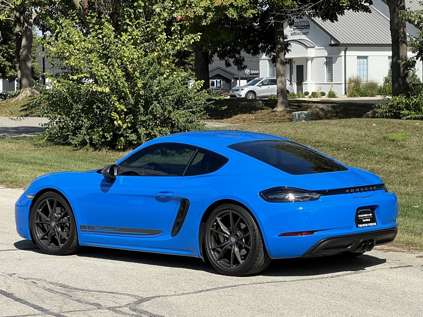 Certified 2023 Porsche 718 Cayman T image 3