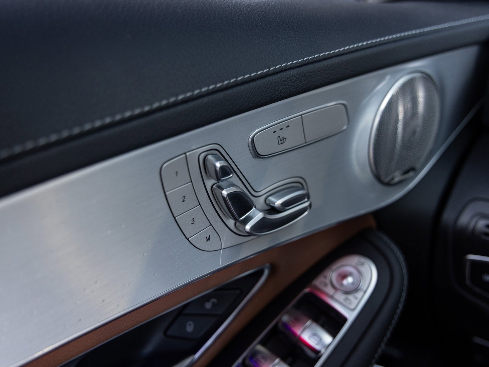 Used 2021 Mercedes-Benz GLC 43 AMG 4MATIC image 17