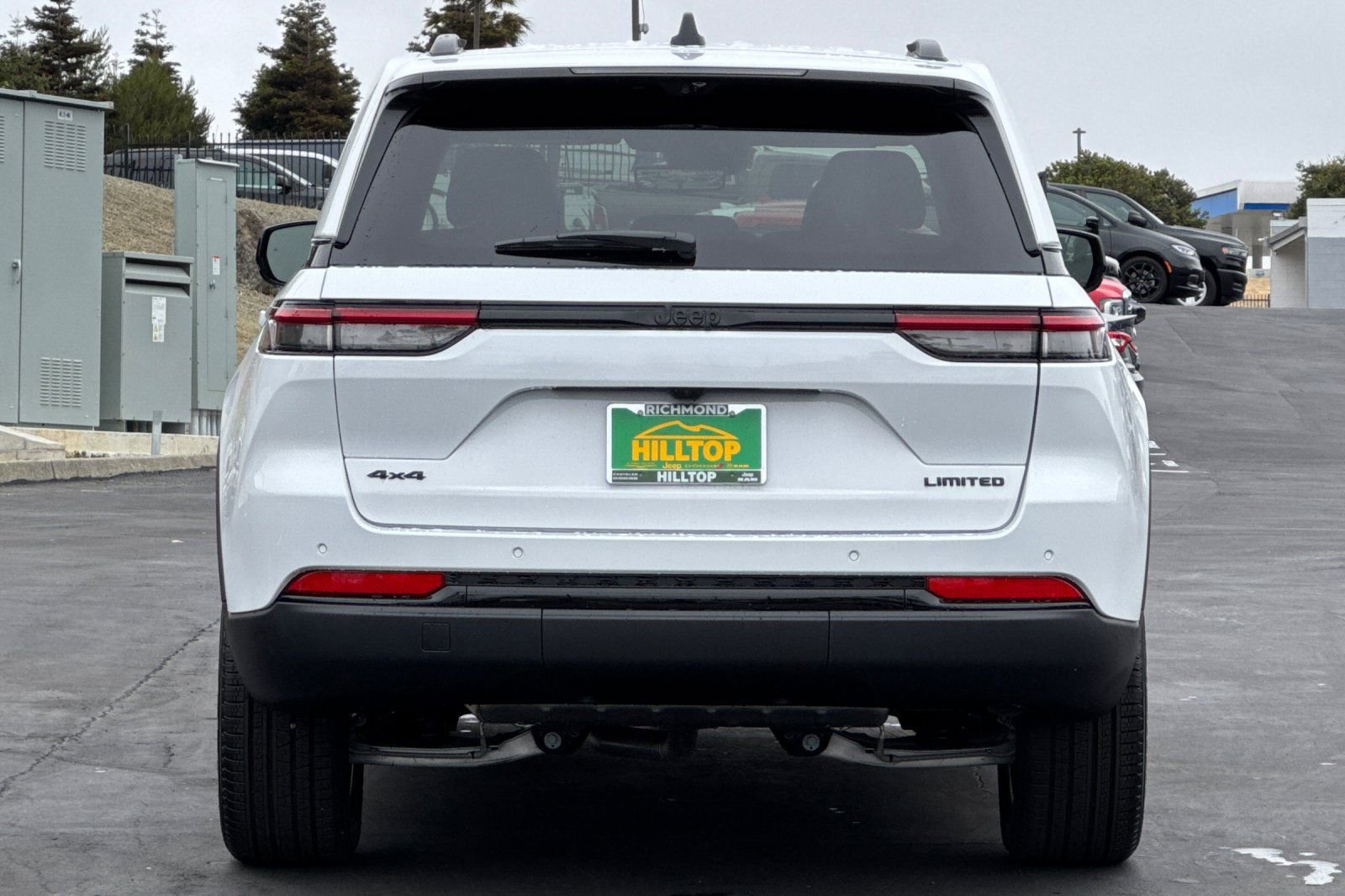 New 2025 Jeep Grand Cherokee Limited w/ Luxury Tech Group II image 6