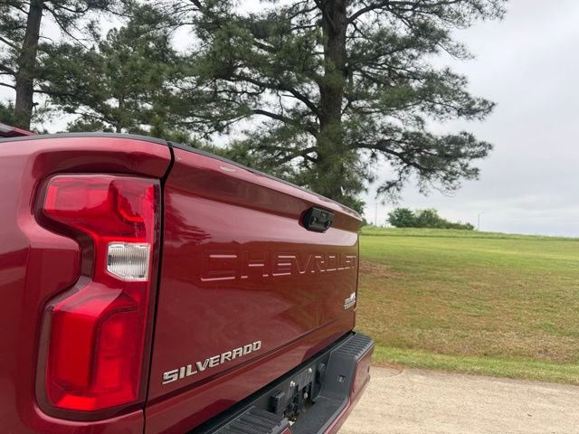 Used 2020 Chevrolet Silverado 2500 High Country w/ Z71 Off-Road Package AWD/4WD image 16