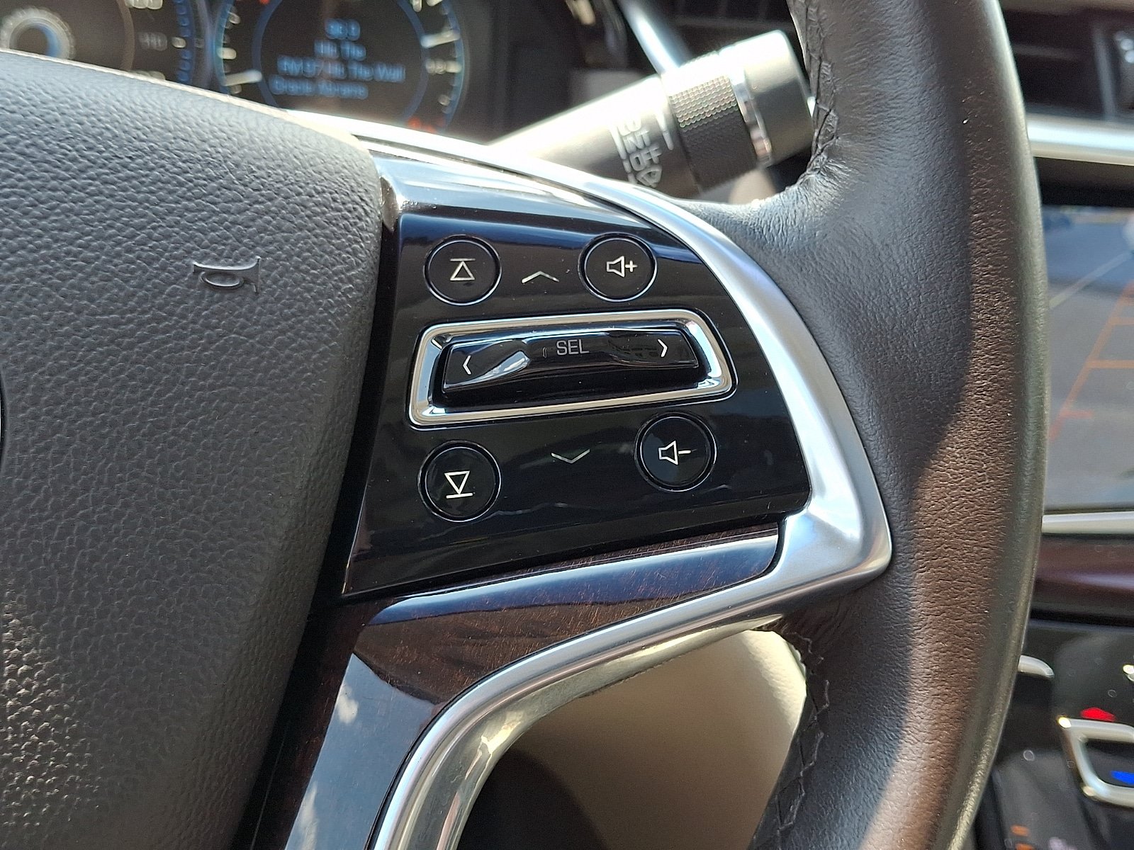 Used 2013 Cadillac XTS Platinum AWD/4WD image 25