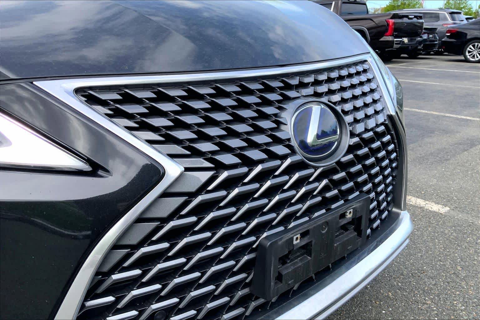 Used 2022 Lexus RX 450h AWD w/ Premium Package image 30