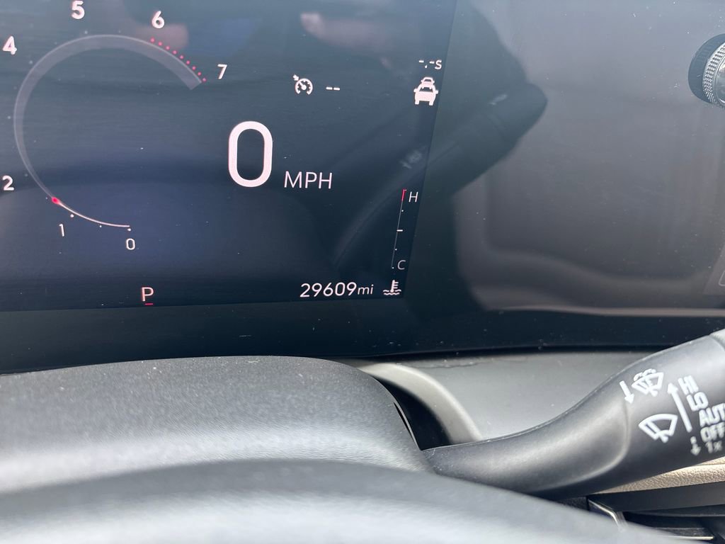 Used 2024 Buick Encore GX Avenir w/ Avenir Convenience Package image 22