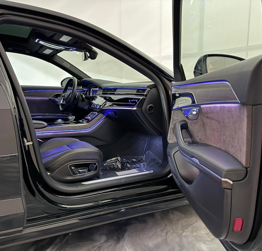 Used 2021 Audi A8 L 4.0T w/ Executive Plus Package AWD/4WD image 25