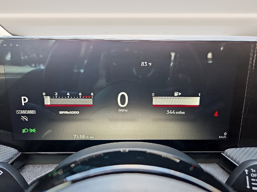 Used 2025 Nissan Kicks SR FWD image 23