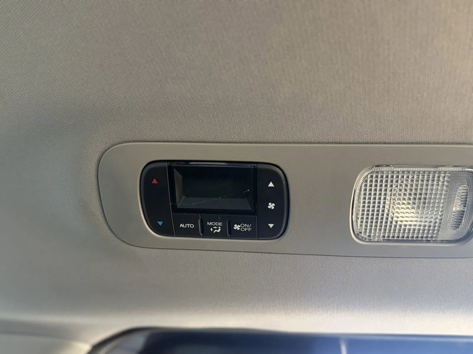 Used 2024 Honda Odyssey Elite image 42