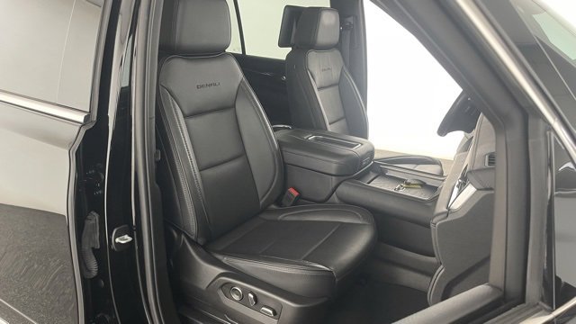 Used 2023 GMC Yukon XL Denali image 51