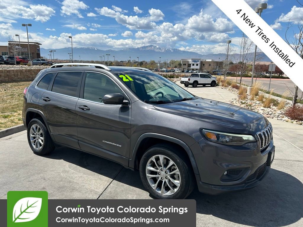 Used 2021 Jeep Cherokee Latitude Lux w/ Comfort/Convenience Group FWD image 1